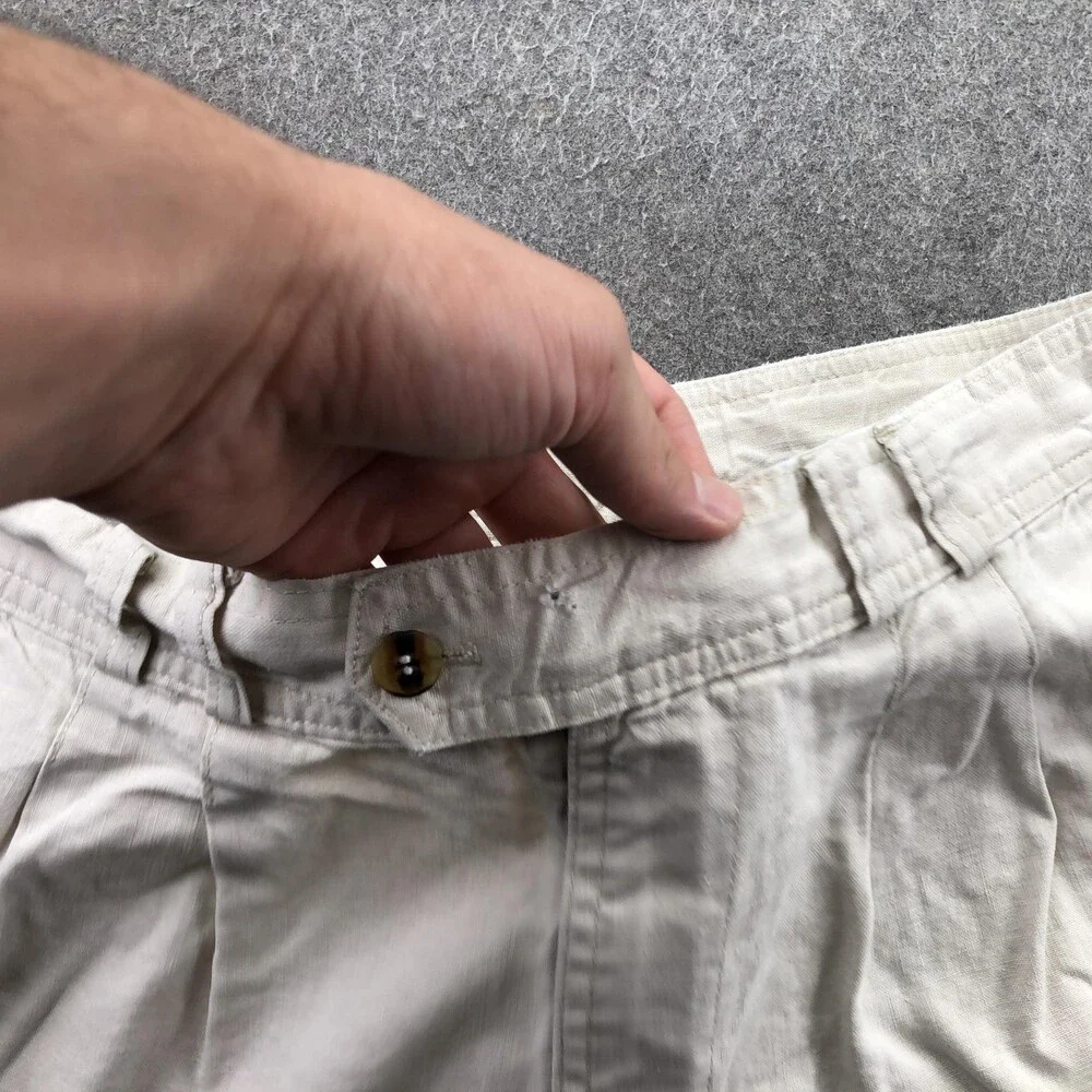 Vintage Bugle Boy Pants Mens 32x32 White Chino Relaxed Pleated Basics Casual